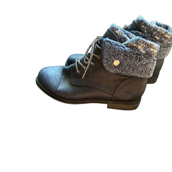 New Cliffs by White Mountain Women's Duena Booties Size 11W - Picture 2 of 6